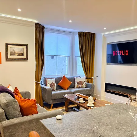 Appartement Luxury Centre - King Size Bed - Walk To Train Station & Attraction *